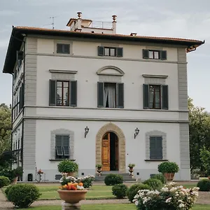https://villa-teresa-cavriglia.it-tuscanyhotel.com