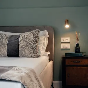 https://naman-hotellerie-monti.it-romehotels.com